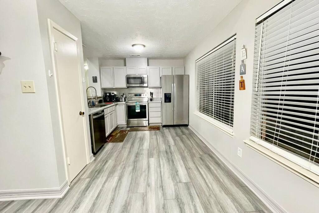 3 Bedroom Entire Home - Centrally Located In Katy, Texas Exterior photo